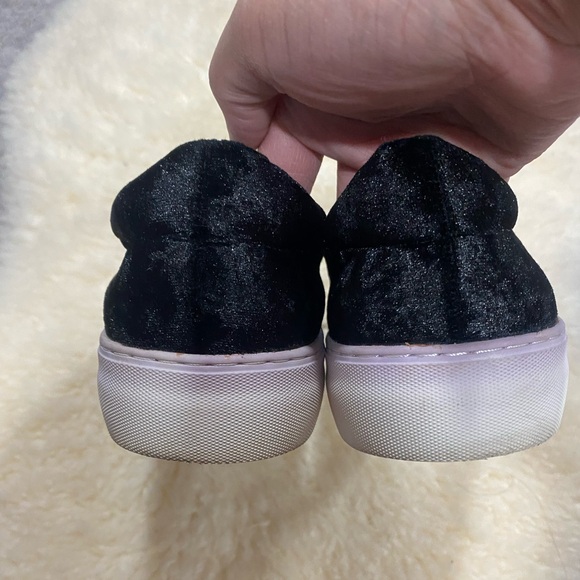 J/Slides shoes - Picture 3 of 7